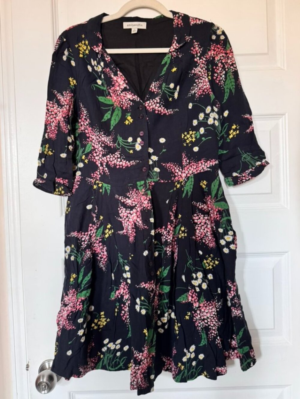 Emily and Fin Floral Dress L UK14 Black Tea Dress Button Front Fit & Flare